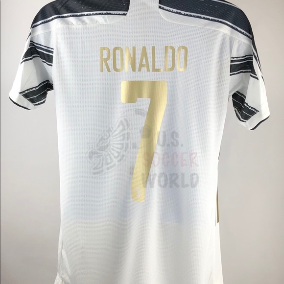 Ronaldo #7 Juventus UEFA Home Men’s Soccer Jersey - Picture 3 of 7
